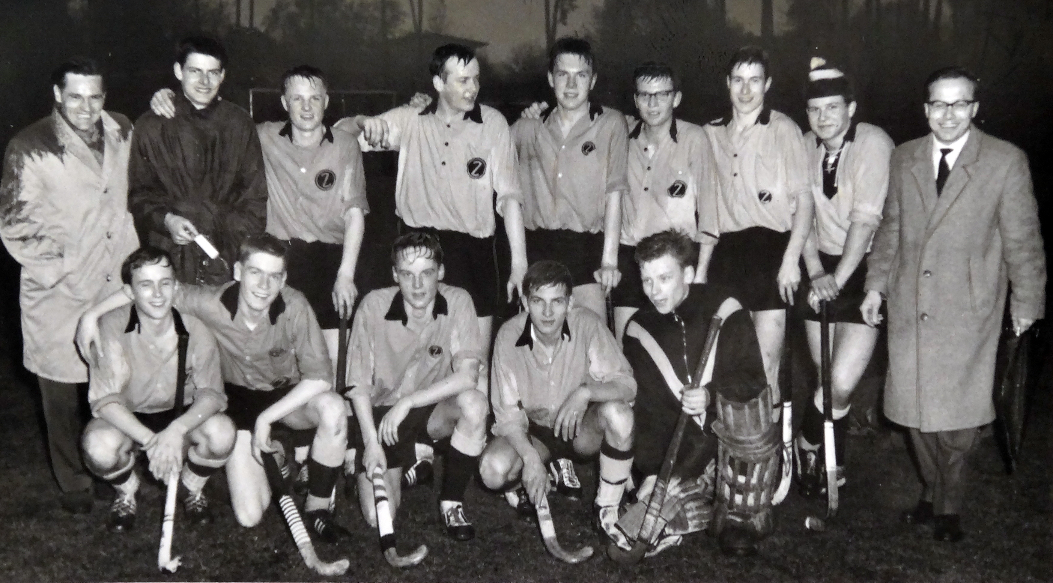 tl_files/verein/bilder/Chronik/Hockey 61Jugend.jpg